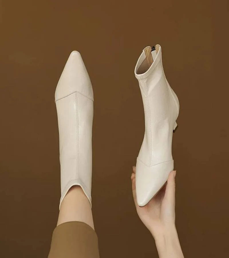 Auviero™ | Bottines en cuir à talon élégant