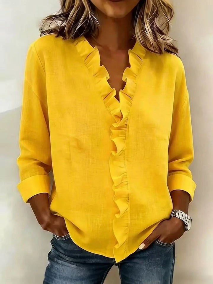 Claire™ | Blouse col V à volants
